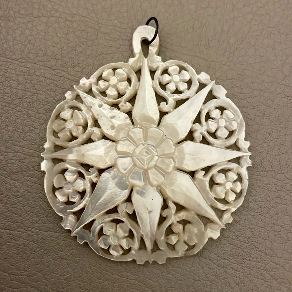 Vintage Mother of Pearl Carved Star Flowers Mother of Pearl